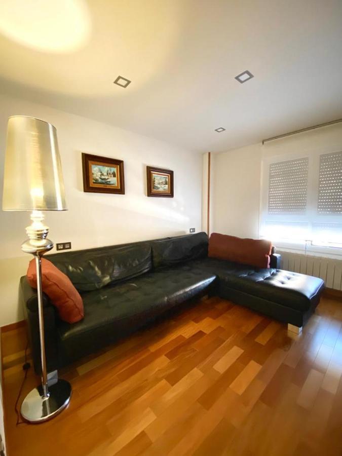 Grand Plaza Vega Apartment Burgos Exterior photo