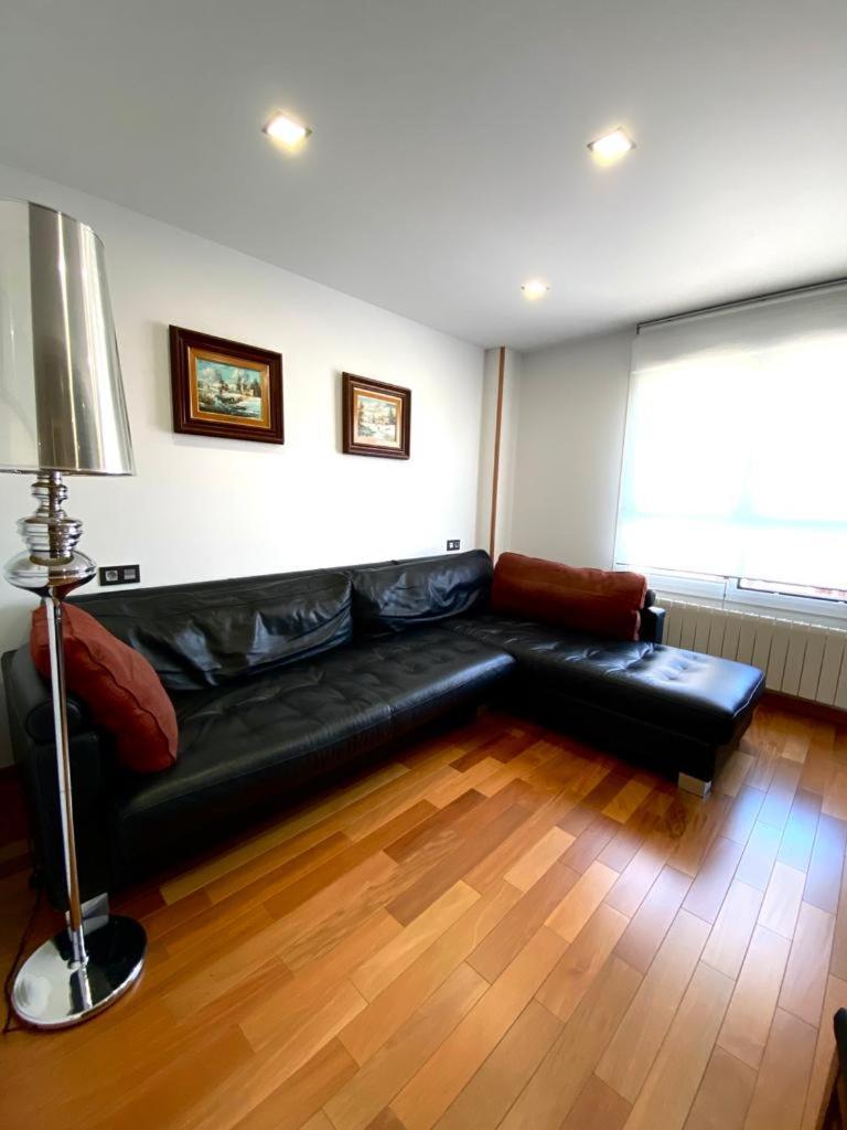 Grand Plaza Vega Apartment Burgos Exterior photo