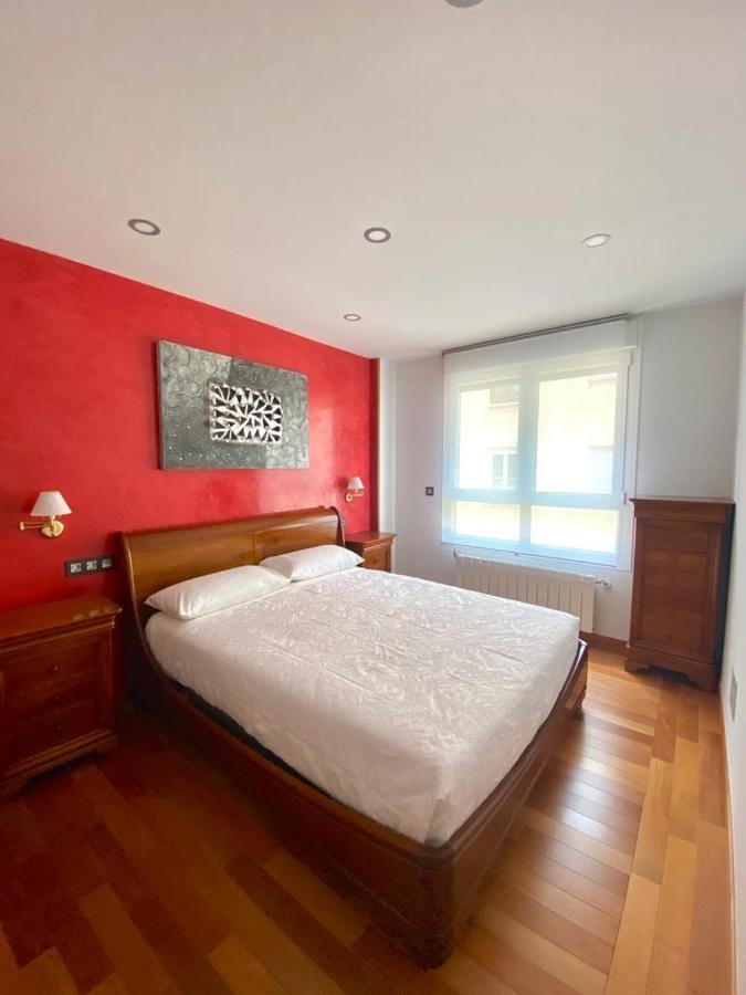 Grand Plaza Vega Apartment Burgos Exterior photo