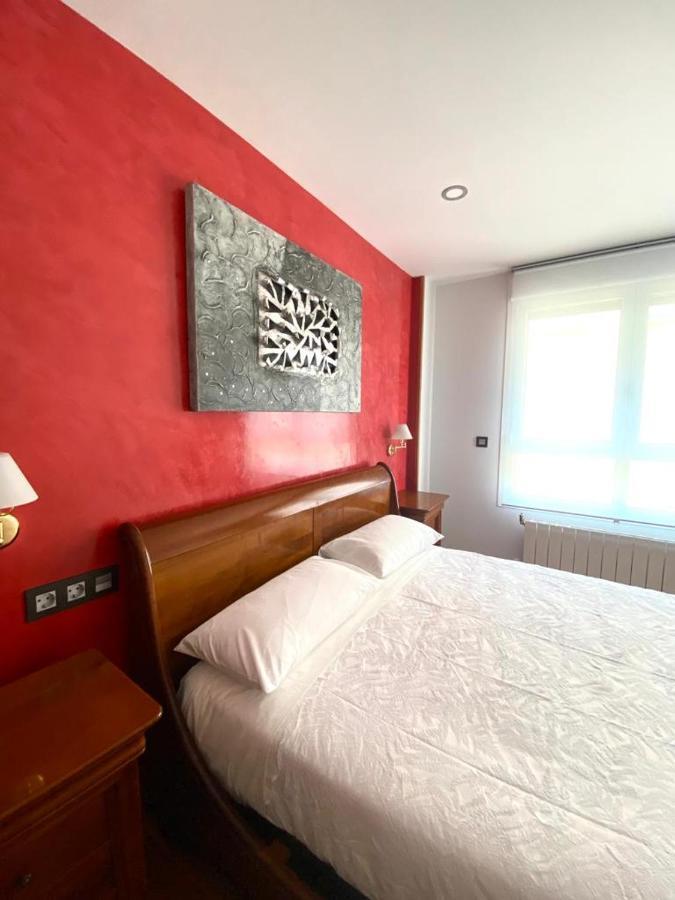 Grand Plaza Vega Apartment Burgos Exterior photo